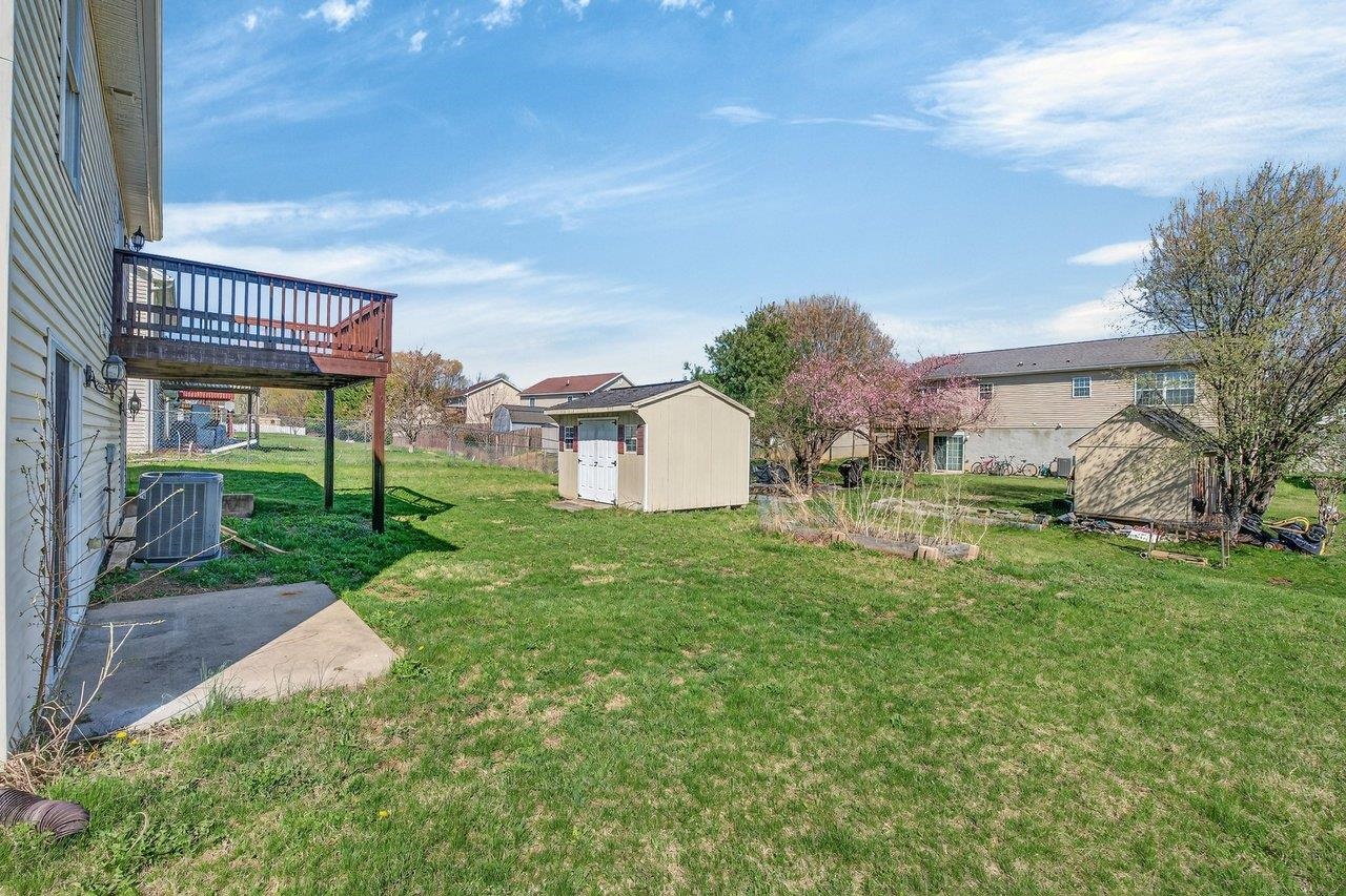 1390 STONECHRIS DR, HARRISONBURG, Virginia 22802, 3 Bedrooms Bedrooms, ,2 BathroomsBathrooms,Residential,1390 STONECHRIS DR,674936 MLS # 674936