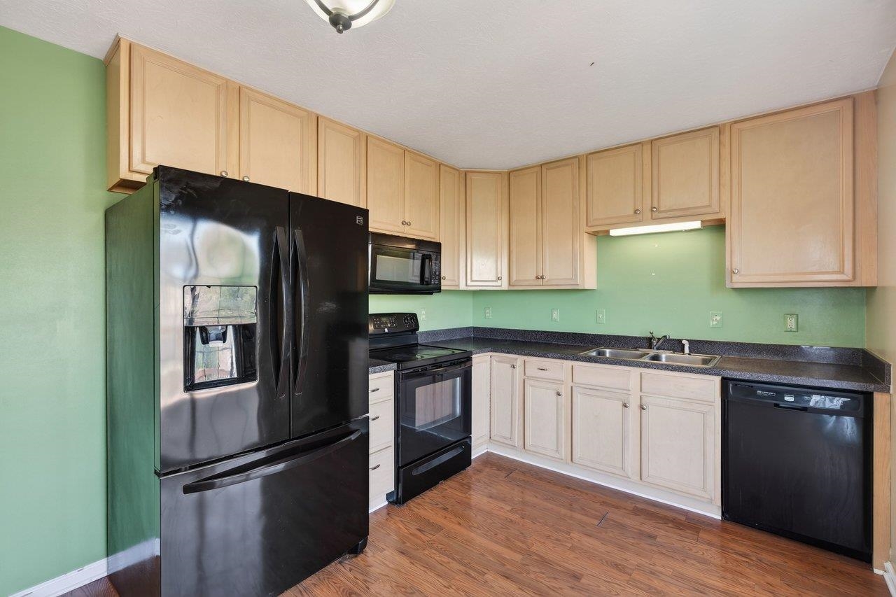 1390 STONECHRIS DR, HARRISONBURG, Virginia 22802, 3 Bedrooms Bedrooms, ,2 BathroomsBathrooms,Residential,1390 STONECHRIS DR,674936 MLS # 674936