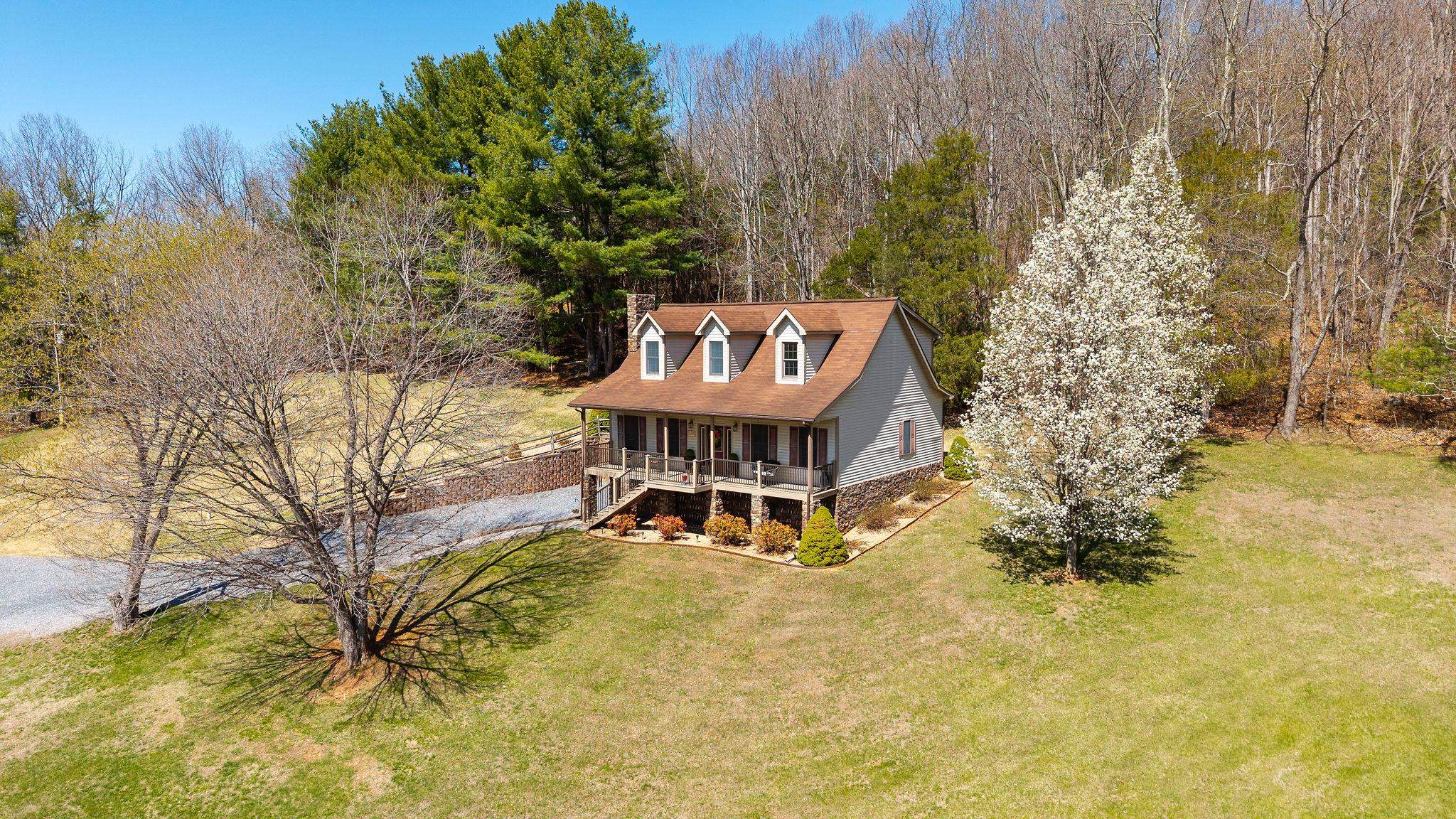 210 ANDERSON FARM RD, ROCKBRIDGE BATHS, Virginia 24473, 3 Bedrooms Bedrooms, ,2 BathroomsBathrooms,Residential,210 ANDERSON FARM RD,674945 MLS # 674945