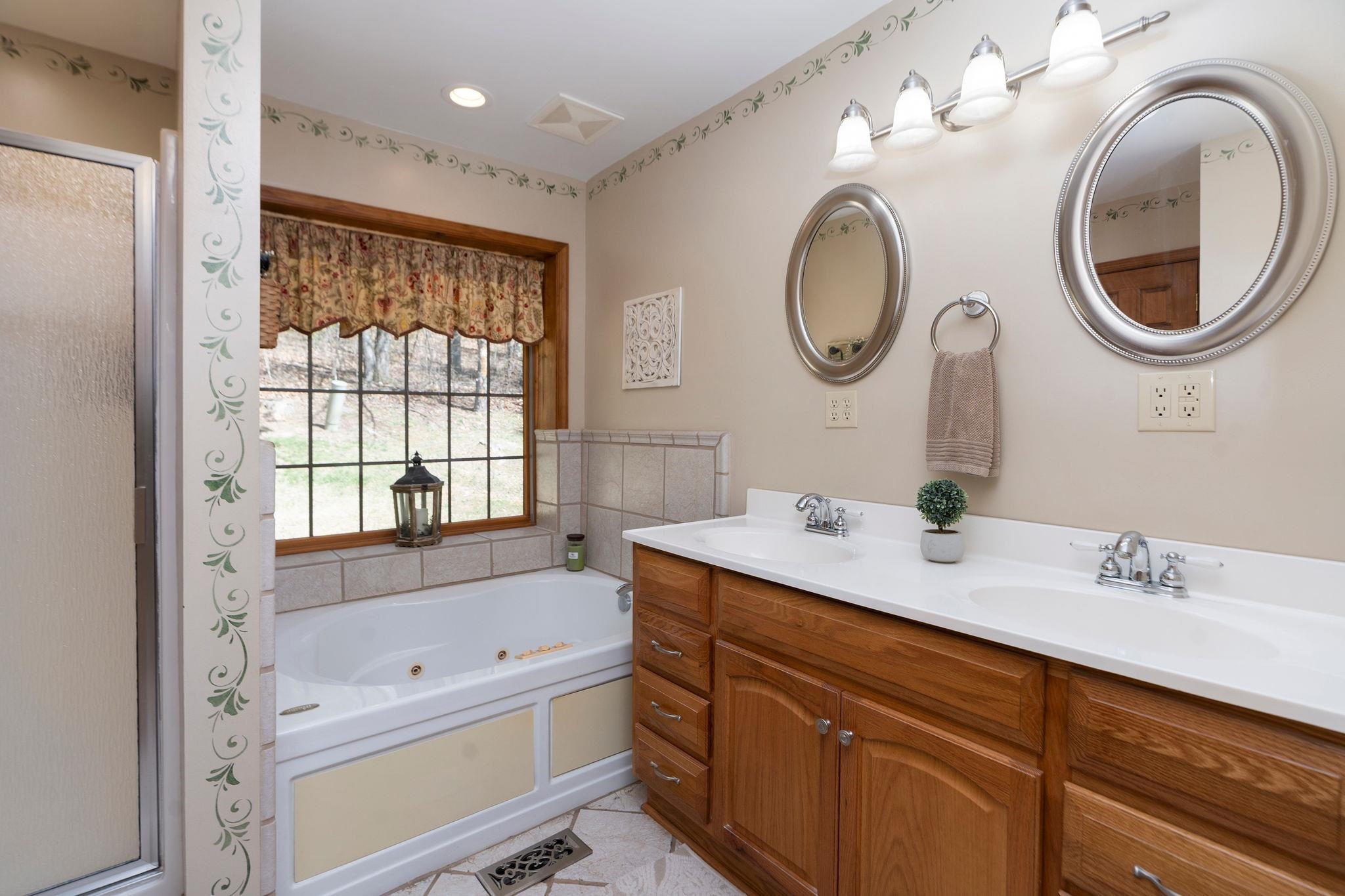 210 ANDERSON FARM RD, ROCKBRIDGE BATHS, Virginia 24473, 3 Bedrooms Bedrooms, ,2 BathroomsBathrooms,Residential,210 ANDERSON FARM RD,674945 MLS # 674945