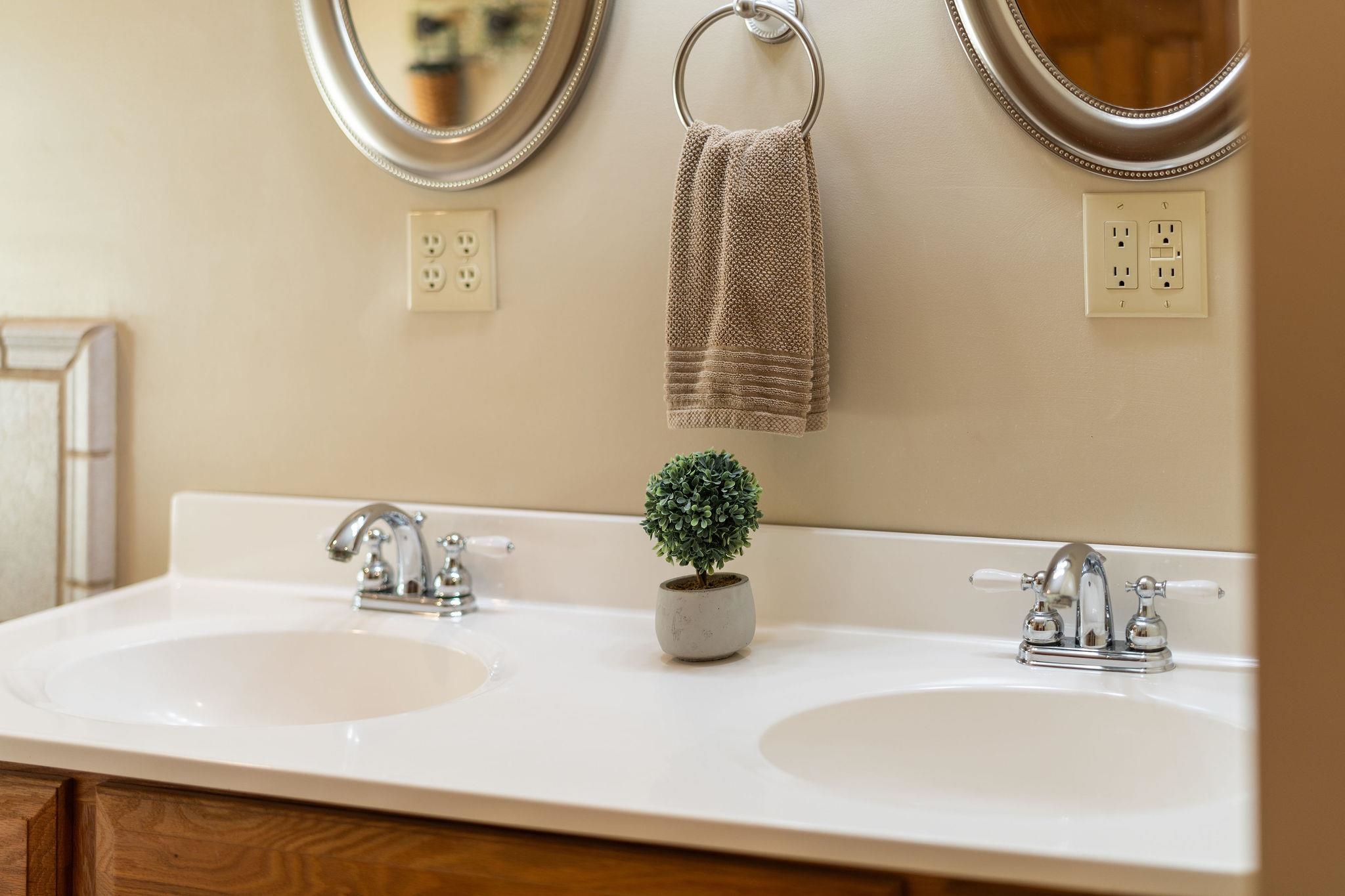 210 ANDERSON FARM RD, ROCKBRIDGE BATHS, Virginia 24473, 3 Bedrooms Bedrooms, ,2 BathroomsBathrooms,Residential,210 ANDERSON FARM RD,674945 MLS # 674945