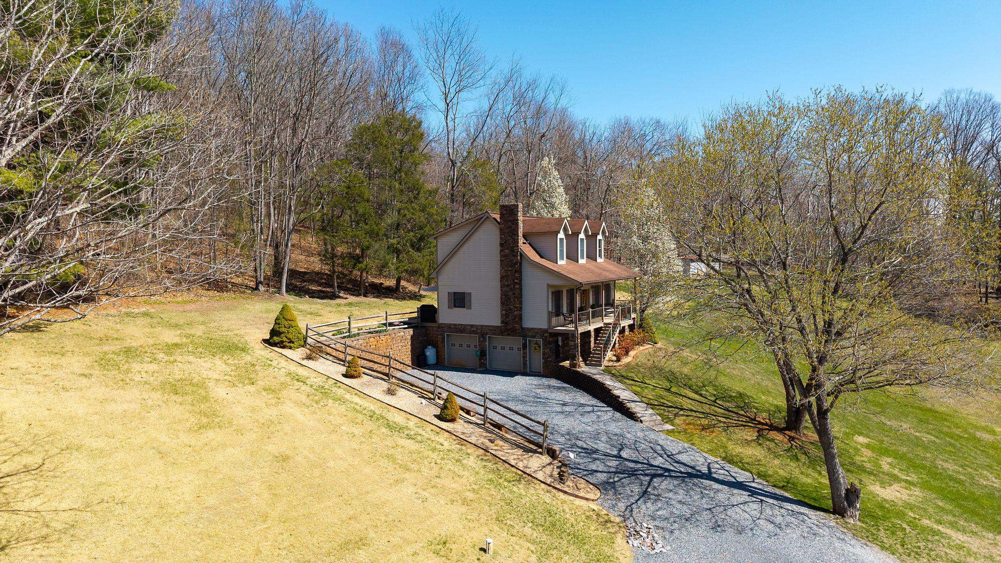 210 ANDERSON FARM RD, ROCKBRIDGE BATHS, Virginia 24473, 3 Bedrooms Bedrooms, ,2 BathroomsBathrooms,Residential,210 ANDERSON FARM RD,674945 MLS # 674945