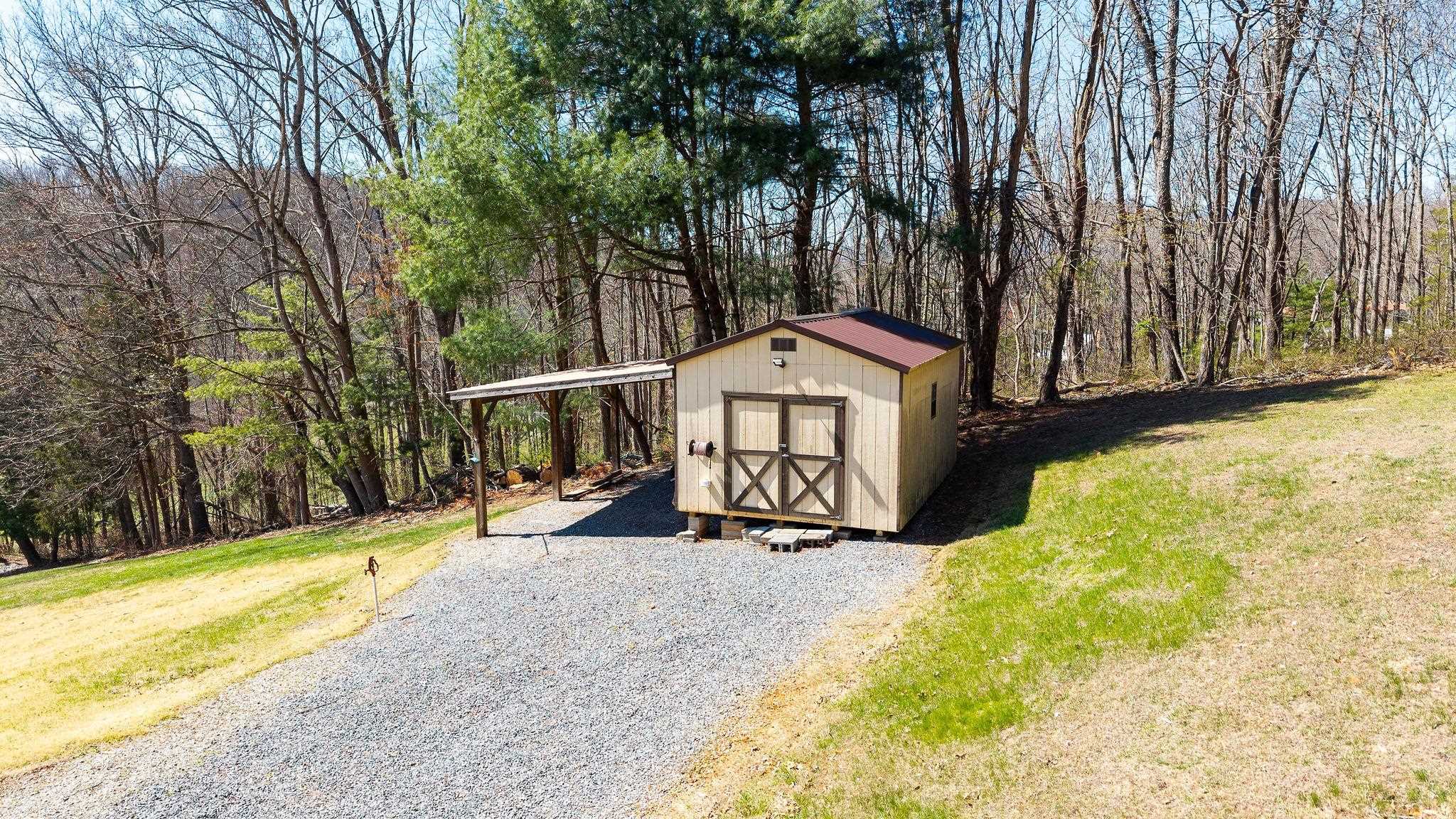 210 ANDERSON FARM RD, ROCKBRIDGE BATHS, Virginia 24473, 3 Bedrooms Bedrooms, ,2 BathroomsBathrooms,Residential,210 ANDERSON FARM RD,674945 MLS # 674945
