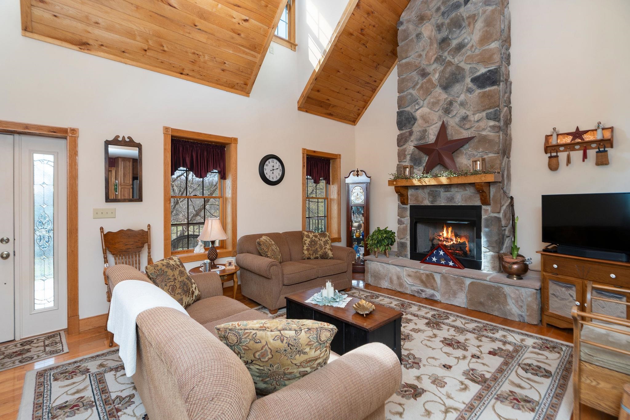 210 ANDERSON FARM RD, ROCKBRIDGE BATHS, Virginia 24473, 3 Bedrooms Bedrooms, ,2 BathroomsBathrooms,Residential,210 ANDERSON FARM RD,674945 MLS # 674945