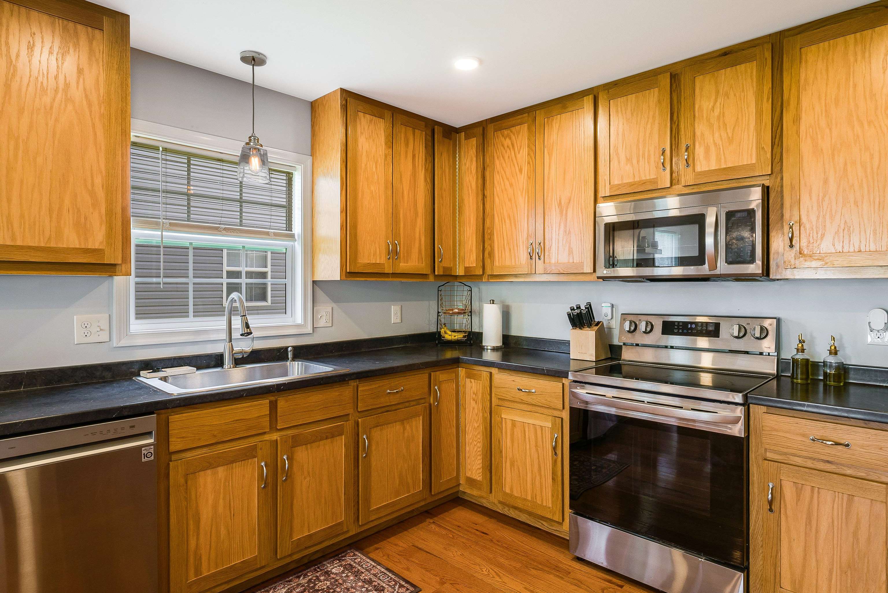 32 REED ST, FISHERSVILLE, Virginia 22939, 3 Bedrooms Bedrooms, ,2 BathroomsBathrooms,Residential,32 REED ST,674949 MLS # 674949