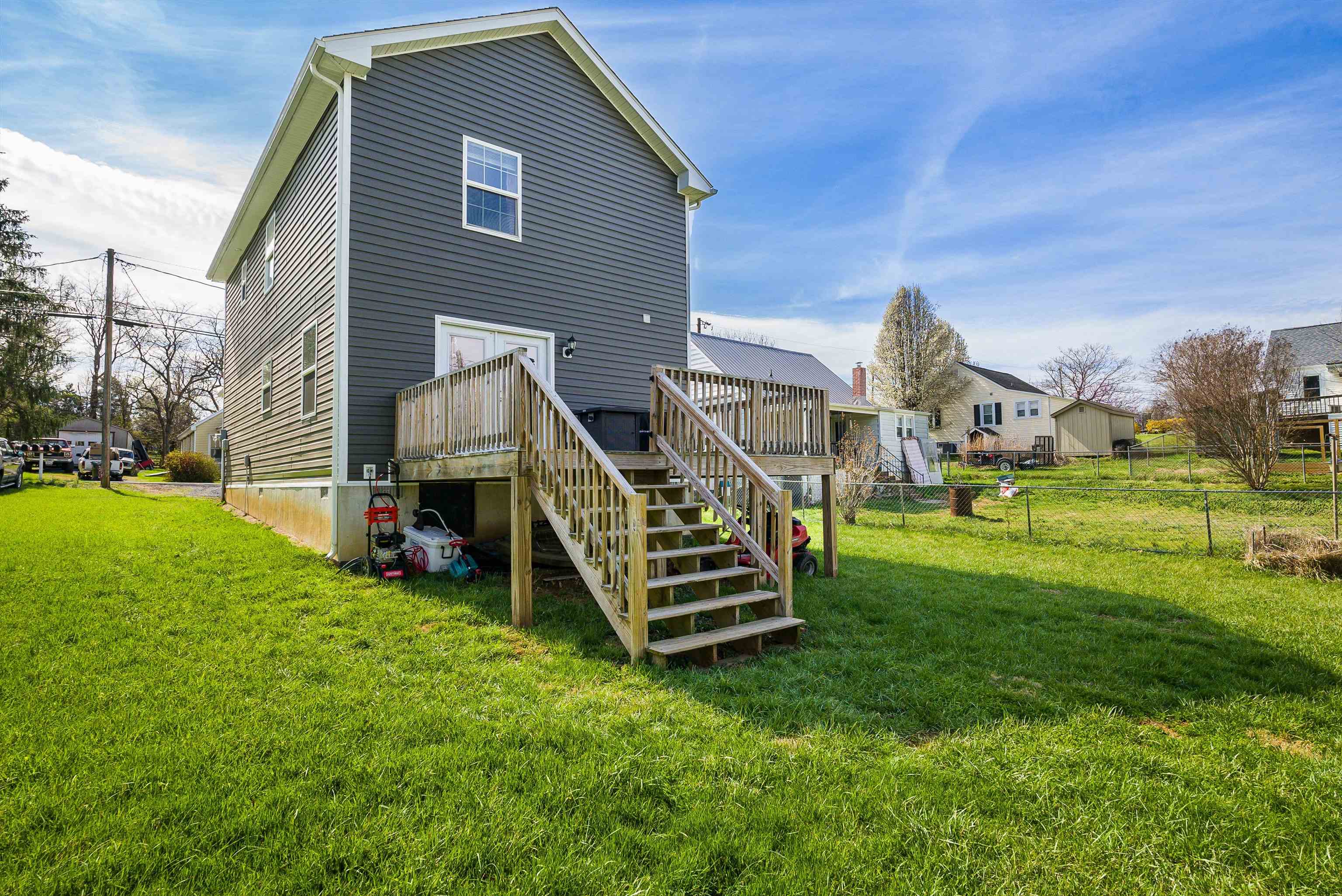 32 REED ST, FISHERSVILLE, Virginia 22939, 3 Bedrooms Bedrooms, ,2 BathroomsBathrooms,Residential,32 REED ST,674949 MLS # 674949