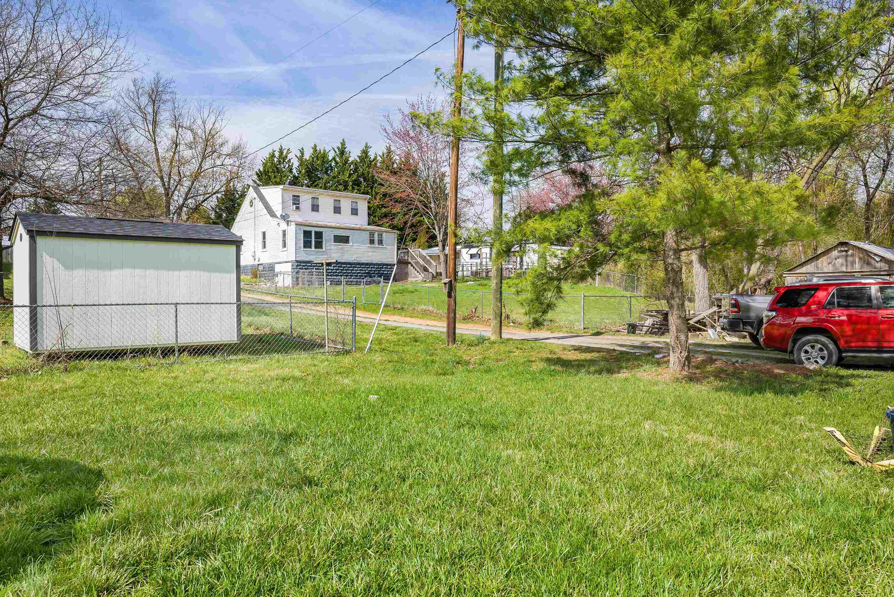 32 REED ST, FISHERSVILLE, Virginia 22939, 3 Bedrooms Bedrooms, ,2 BathroomsBathrooms,Residential,32 REED ST,674949 MLS # 674949