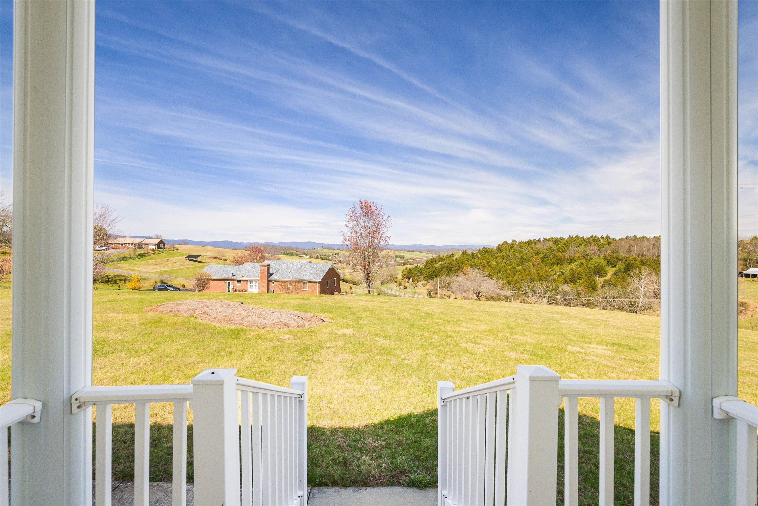 2178 CHURCHVILLE AVE, STAUNTON, Virginia 24401, 3 Bedrooms Bedrooms, ,2 BathroomsBathrooms,Residential,2178 CHURCHVILLE AVE,674956 MLS # 674956