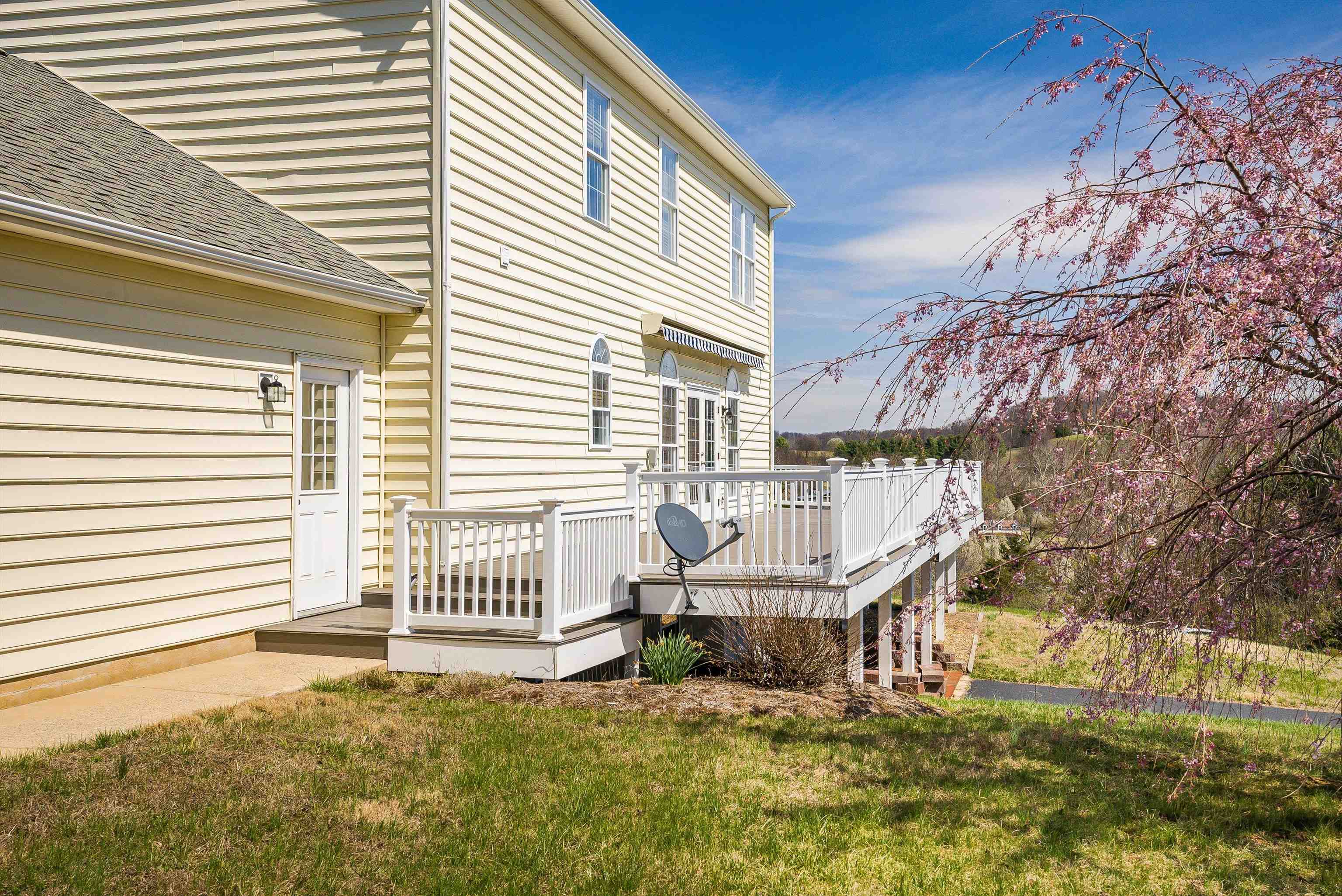 2178 CHURCHVILLE AVE, STAUNTON, Virginia 24401, 3 Bedrooms Bedrooms, ,2 BathroomsBathrooms,Residential,2178 CHURCHVILLE AVE,674956 MLS # 674956