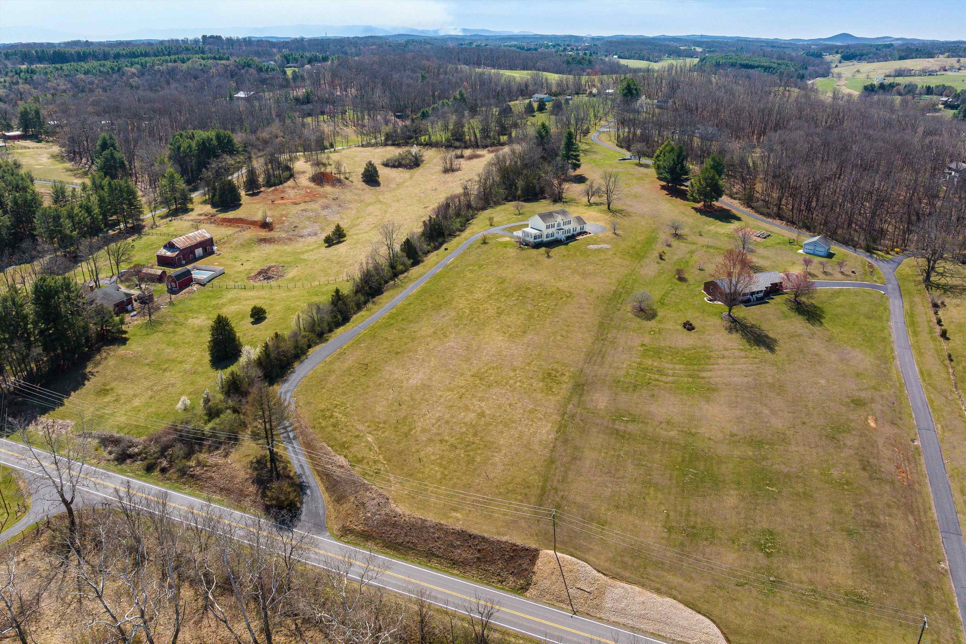 2178 CHURCHVILLE AVE, STAUNTON, Virginia 24401, 3 Bedrooms Bedrooms, ,2 BathroomsBathrooms,Residential,2178 CHURCHVILLE AVE,674956 MLS # 674956