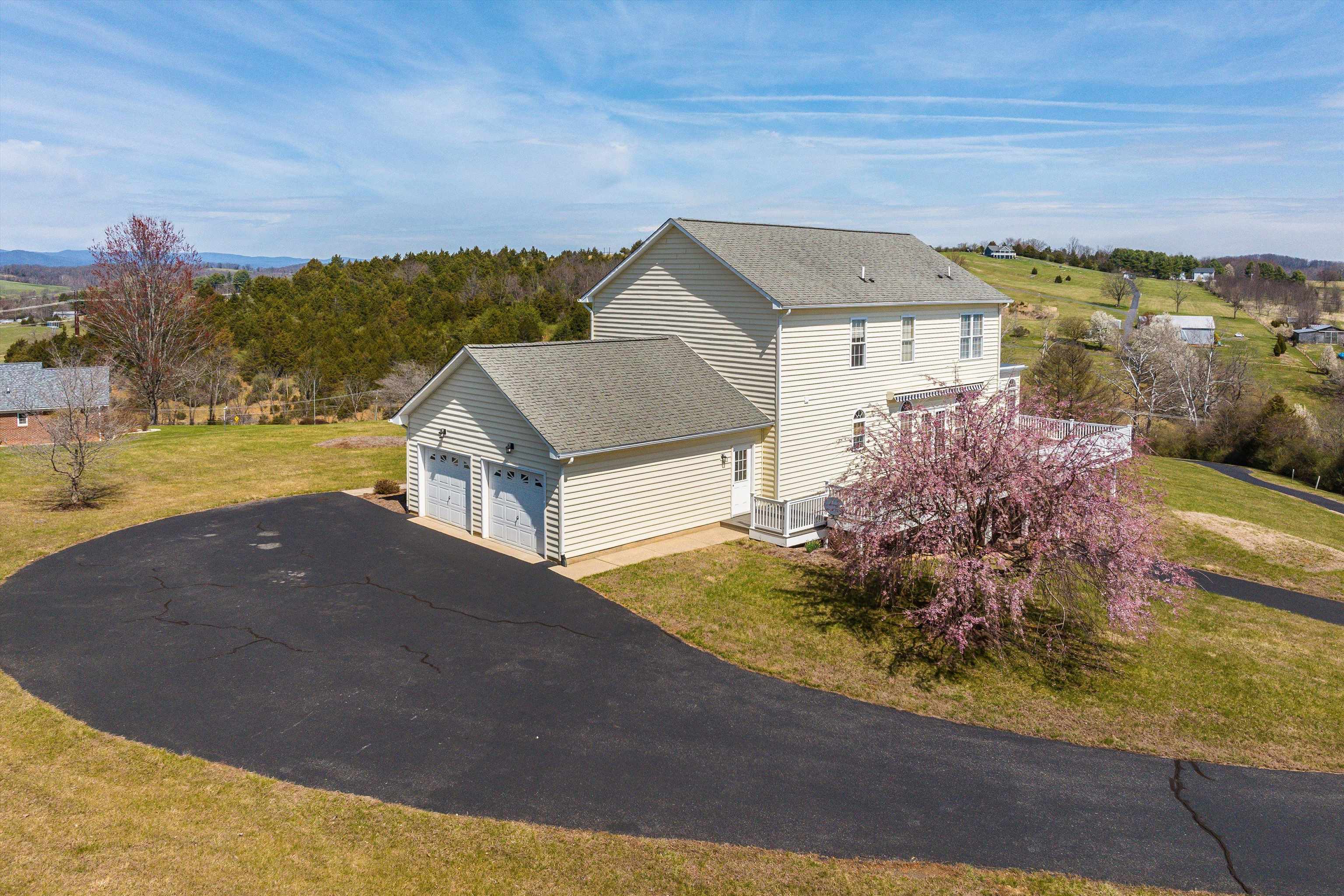 2178 CHURCHVILLE AVE, STAUNTON, Virginia 24401, 3 Bedrooms Bedrooms, ,2 BathroomsBathrooms,Residential,2178 CHURCHVILLE AVE,674956 MLS # 674956