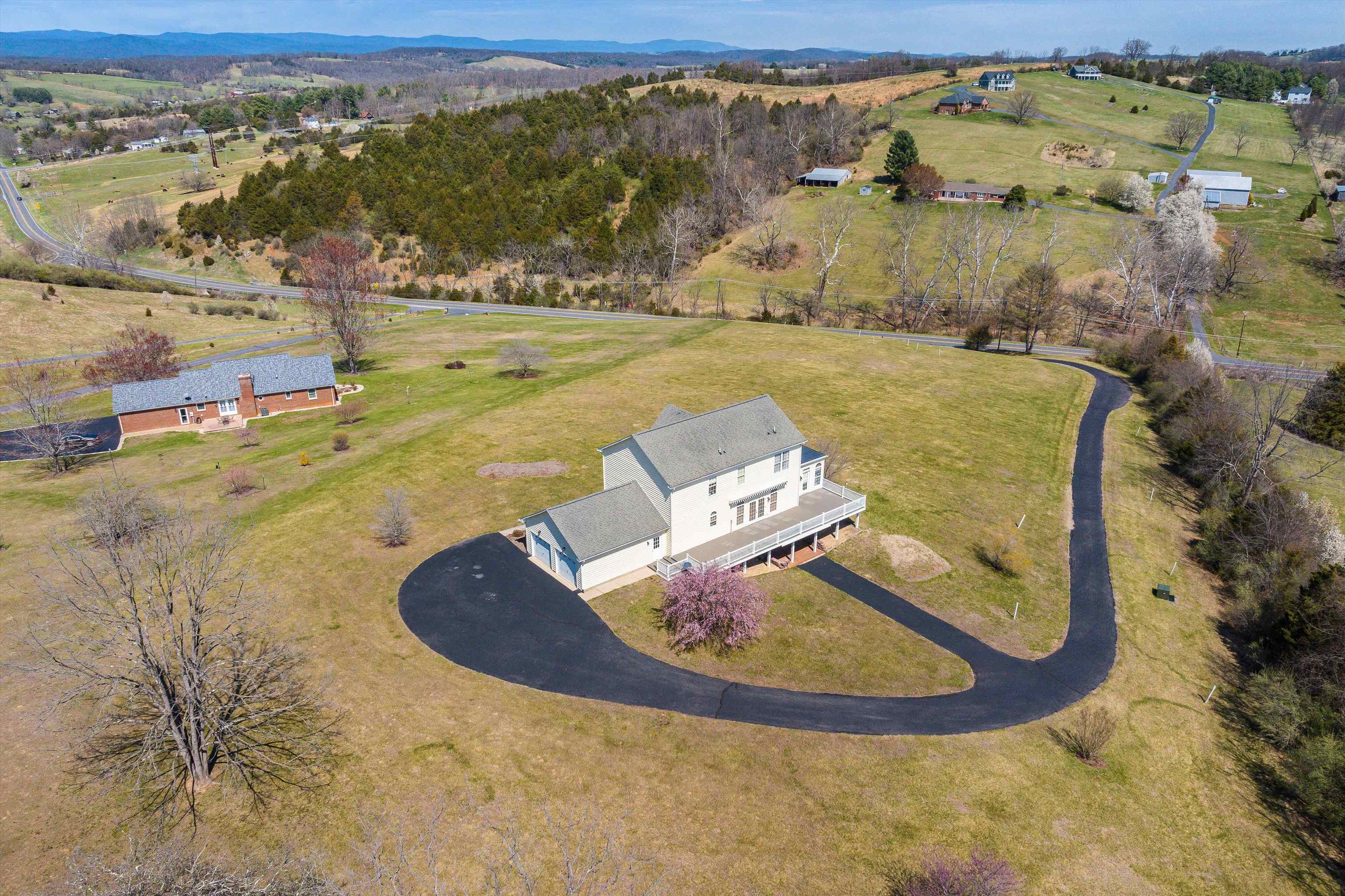 2178 CHURCHVILLE AVE, STAUNTON, Virginia 24401, 3 Bedrooms Bedrooms, ,2 BathroomsBathrooms,Residential,2178 CHURCHVILLE AVE,674956 MLS # 674956