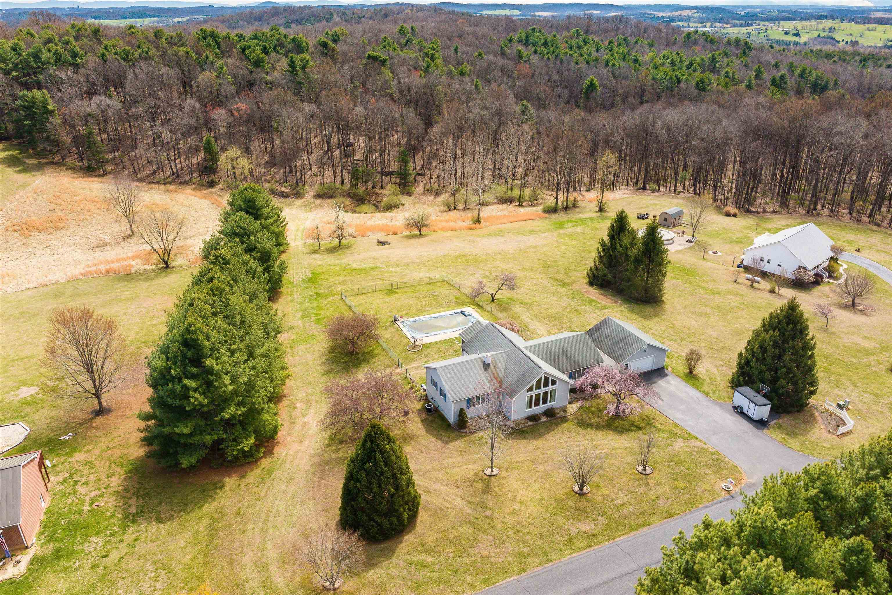 259 TALIAFERRO DR, CHURCHVILLE, Virginia 24421, 3 Bedrooms Bedrooms, ,2 BathroomsBathrooms,Residential,259 TALIAFERRO DR,674963 MLS # 674963