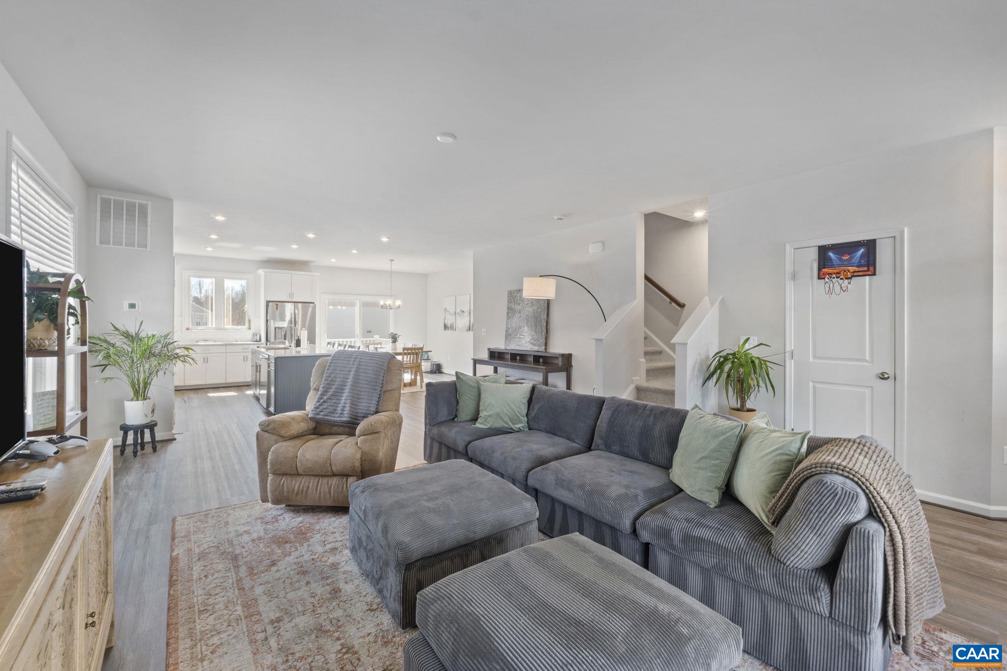 2604 FLORA VIEW DR, CHARLOTTESVILLE, Virginia 22902, 3 Bedrooms Bedrooms, ,2 BathroomsBathrooms,Residential,2604 FLORA VIEW DR,674964 MLS # 674964