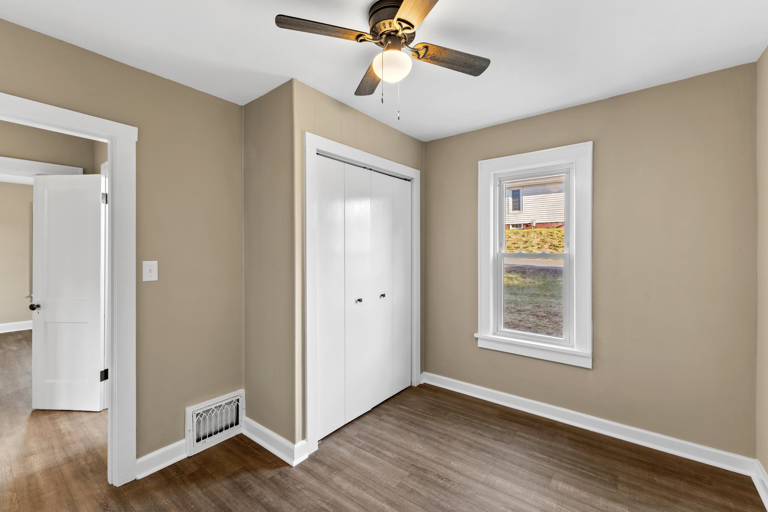 14 MULBERRY ST, STAUNTON, Virginia 24401, 4 Bedrooms Bedrooms, ,2 BathroomsBathrooms,Residential,14 MULBERRY ST,674965 MLS # 674965