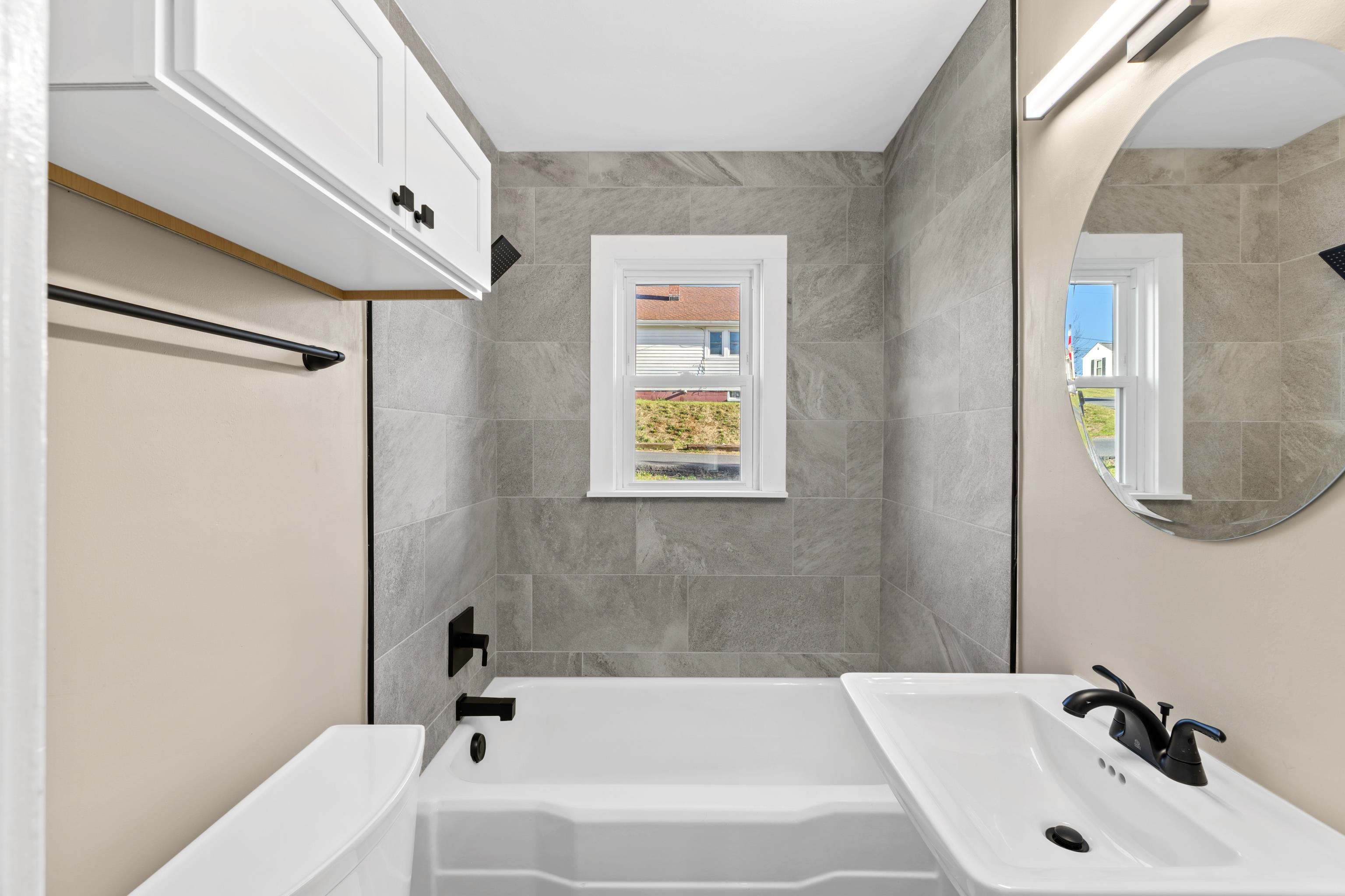 14 MULBERRY ST, STAUNTON, Virginia 24401, 4 Bedrooms Bedrooms, ,2 BathroomsBathrooms,Residential,14 MULBERRY ST,674965 MLS # 674965