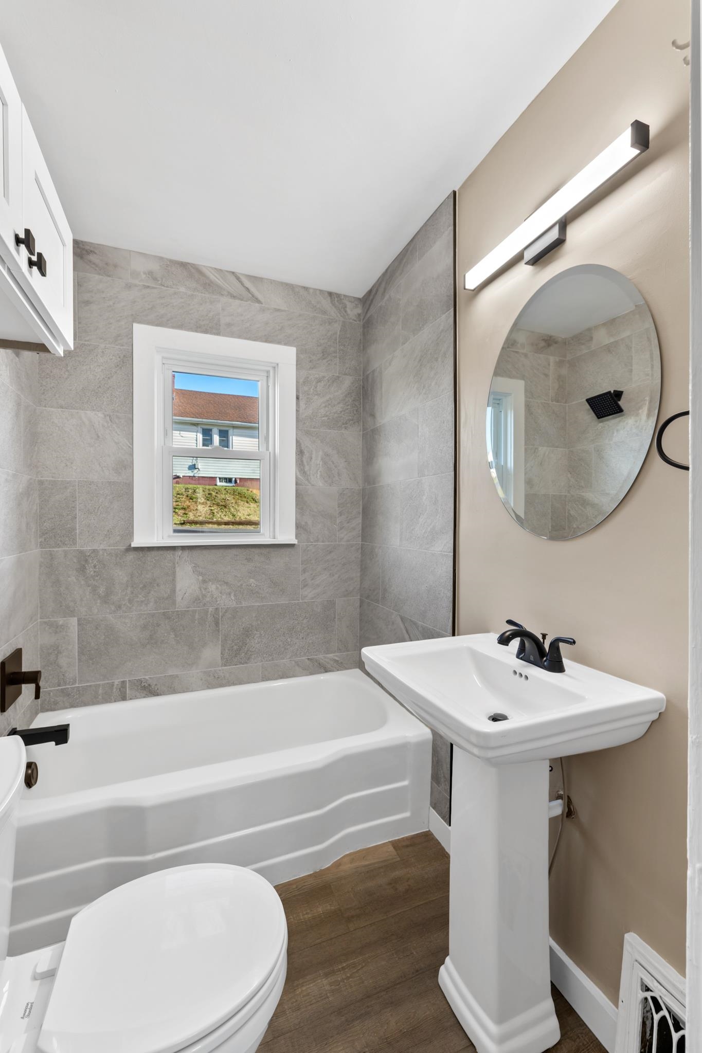 14 MULBERRY ST, STAUNTON, Virginia 24401, 4 Bedrooms Bedrooms, ,2 BathroomsBathrooms,Residential,14 MULBERRY ST,674965 MLS # 674965