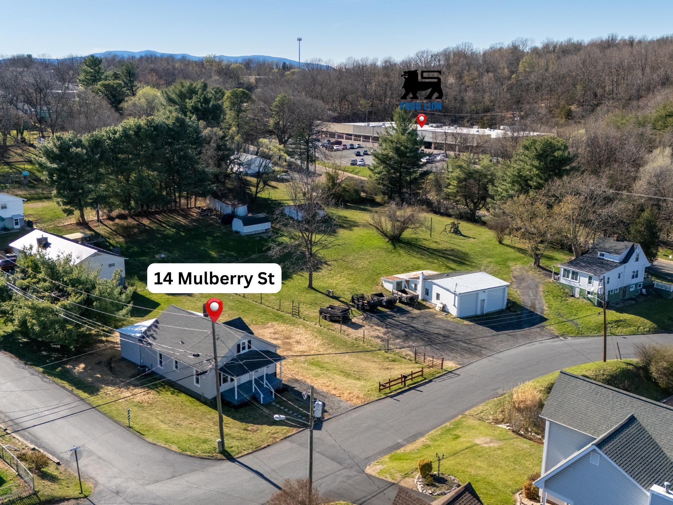 14 MULBERRY ST, STAUNTON, Virginia 24401, 4 Bedrooms Bedrooms, ,2 BathroomsBathrooms,Residential,14 MULBERRY ST,674965 MLS # 674965