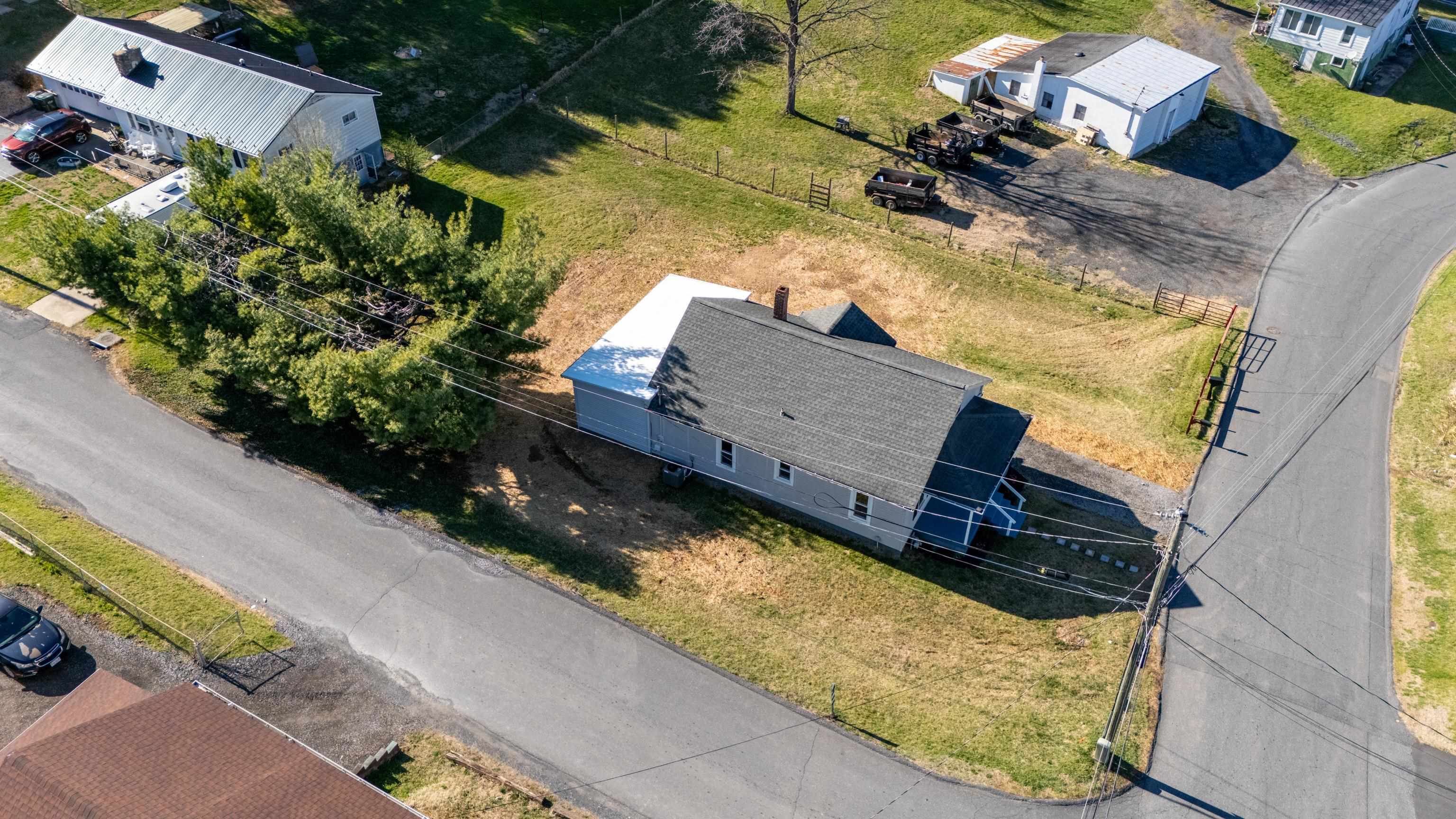 14 MULBERRY ST, STAUNTON, Virginia 24401, 4 Bedrooms Bedrooms, ,2 BathroomsBathrooms,Residential,14 MULBERRY ST,674965 MLS # 674965