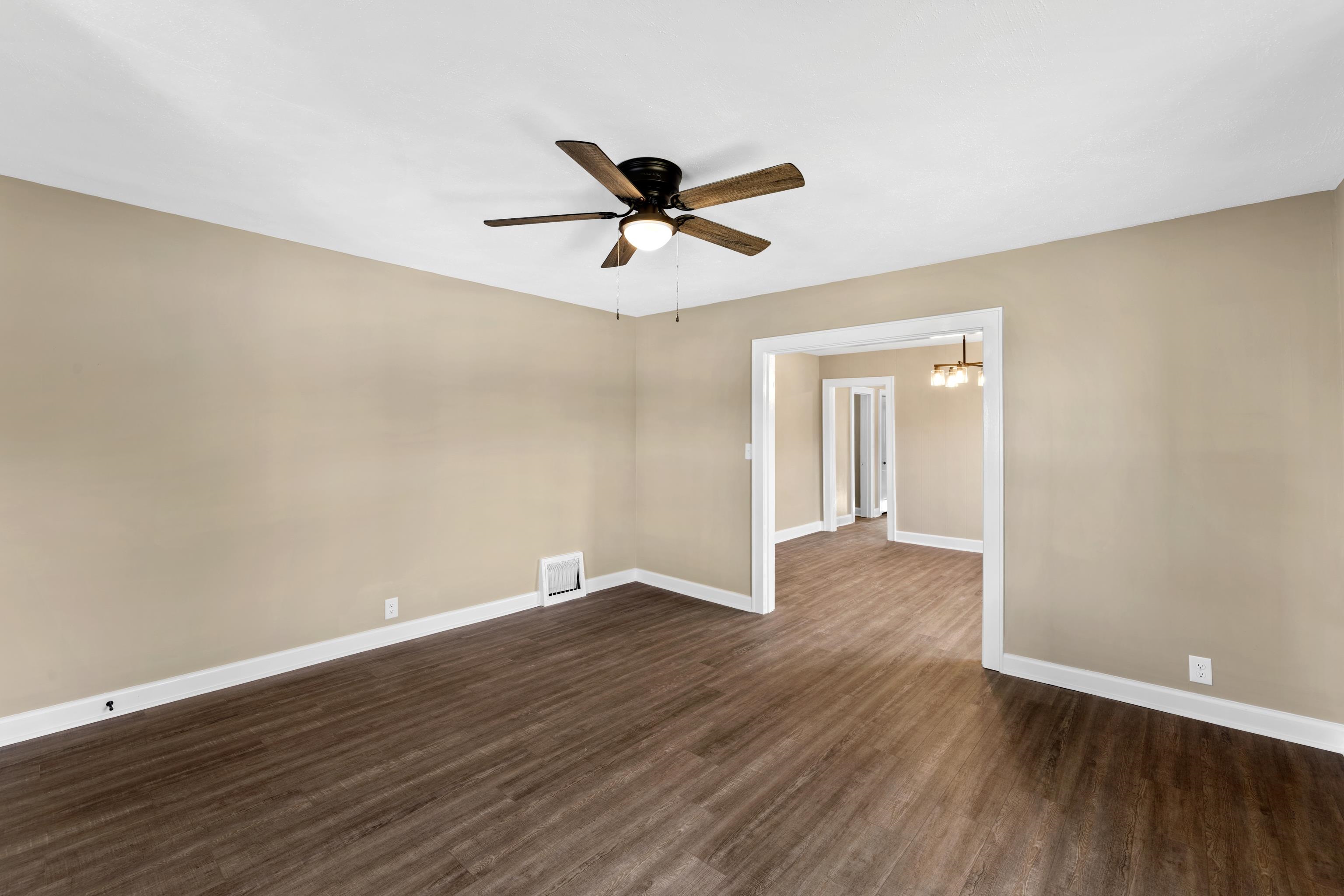 14 MULBERRY ST, STAUNTON, Virginia 24401, 4 Bedrooms Bedrooms, ,2 BathroomsBathrooms,Residential,14 MULBERRY ST,674965 MLS # 674965