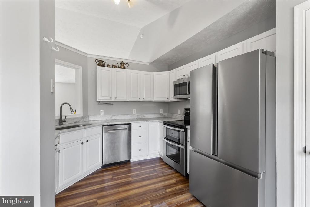 104 CARLYLE CT, LOCUST GROVE, Virginia 22508, 5 Bedrooms Bedrooms, ,3 BathroomsBathrooms,Residential,104 CARLYLE CT,VAOR2013202 MLS # VAOR2013202