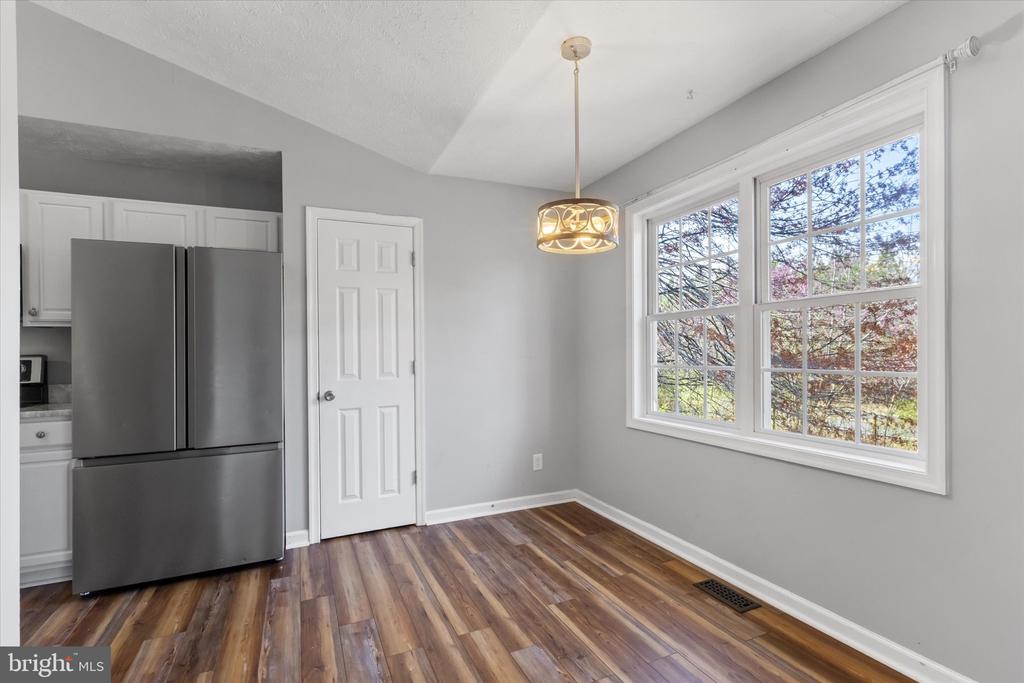 104 CARLYLE CT, LOCUST GROVE, Virginia 22508, 5 Bedrooms Bedrooms, ,3 BathroomsBathrooms,Residential,104 CARLYLE CT,VAOR2013202 MLS # VAOR2013202