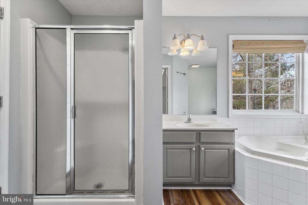 104 CARLYLE CT, LOCUST GROVE, Virginia 22508, 5 Bedrooms Bedrooms, ,3 BathroomsBathrooms,Residential,104 CARLYLE CT,VAOR2013202 MLS # VAOR2013202