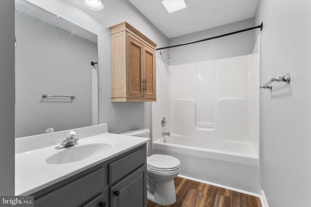 104 CARLYLE CT, LOCUST GROVE, Virginia 22508, 5 Bedrooms Bedrooms, ,3 BathroomsBathrooms,Residential,104 CARLYLE CT,VAOR2013202 MLS # VAOR2013202