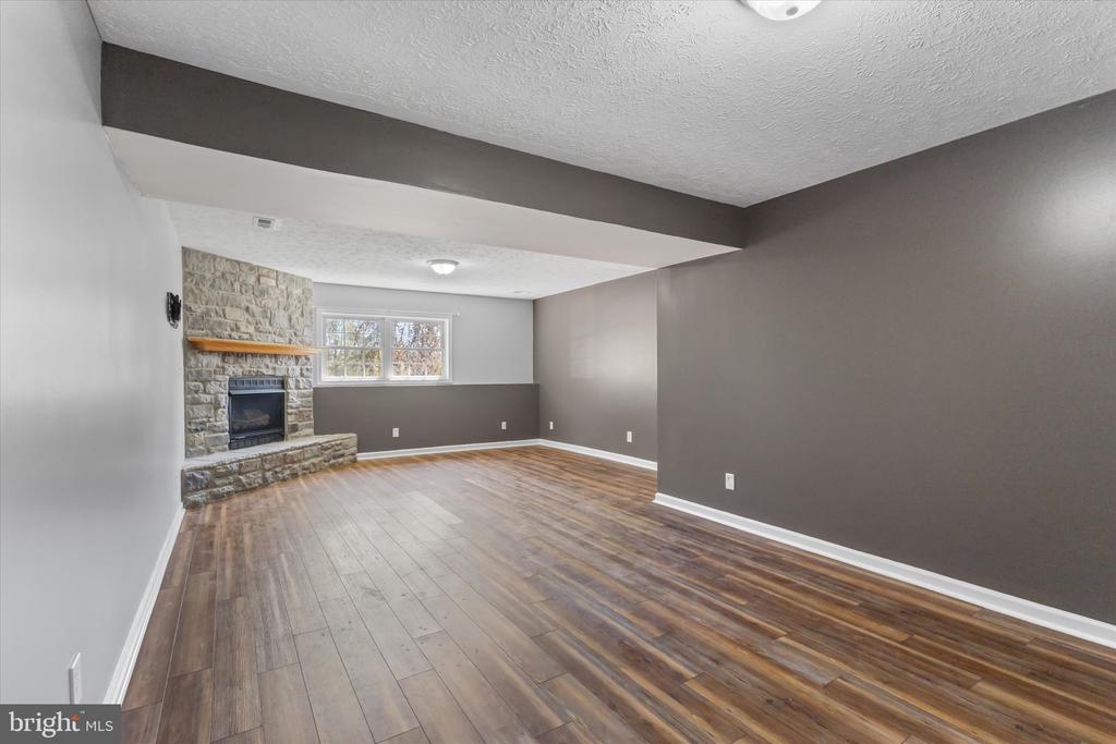 104 CARLYLE CT, LOCUST GROVE, Virginia 22508, 5 Bedrooms Bedrooms, ,3 BathroomsBathrooms,Residential,104 CARLYLE CT,VAOR2013202 MLS # VAOR2013202