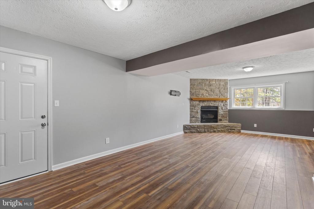 104 CARLYLE CT, LOCUST GROVE, Virginia 22508, 5 Bedrooms Bedrooms, ,3 BathroomsBathrooms,Residential,104 CARLYLE CT,VAOR2013202 MLS # VAOR2013202