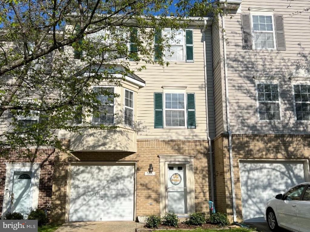 511 HIGHLAND TOWNE LN, WARRENTON, Virginia 20186, 2 Bedrooms Bedrooms, ,2 BathroomsBathrooms,Residential,511 HIGHLAND TOWNE LN,VAFQ2020578 MLS # VAFQ2020578