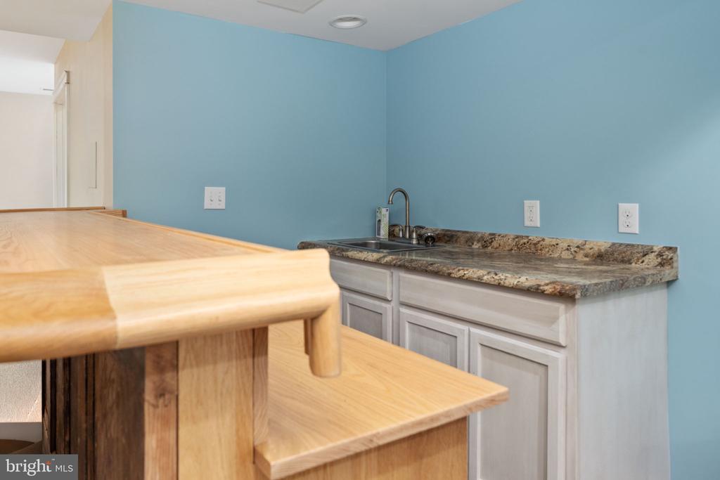 3900 WATER FRONT CT, BUMPASS, Virginia 23024, 3 Bedrooms Bedrooms, ,4 BathroomsBathrooms,Residential,3900 WATER FRONT CT,VASP2039294 MLS # VASP2039294