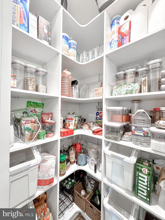 8525 LAROQUE RUN DR, FREDERICKSBURG, Virginia 22407, 5 Bedrooms Bedrooms, ,4 BathroomsBathrooms,Residential,8525 LAROQUE RUN DR,VASP2039226 MLS # VASP2039226