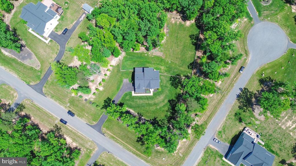 8525 LAROQUE RUN DR, FREDERICKSBURG, Virginia 22407, 5 Bedrooms Bedrooms, ,4 BathroomsBathrooms,Residential,8525 LAROQUE RUN DR,VASP2039226 MLS # VASP2039226