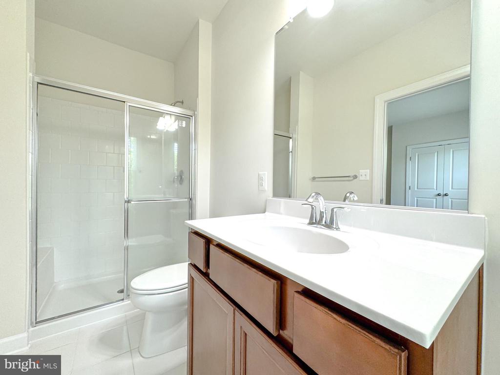 8525 LAROQUE RUN DR, FREDERICKSBURG, Virginia 22407, 5 Bedrooms Bedrooms, ,4 BathroomsBathrooms,Residential,8525 LAROQUE RUN DR,VASP2039226 MLS # VASP2039226