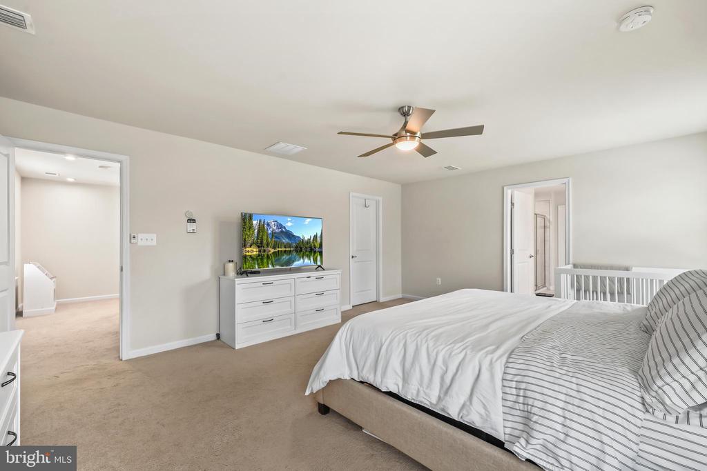 5010 BIRCH LEAF CIR, FREDERICKSBURG, Virginia 22407, 4 Bedrooms Bedrooms, ,4 BathroomsBathrooms,Residential,5010 BIRCH LEAF CIR,VASP2039934 MLS # VASP2039934