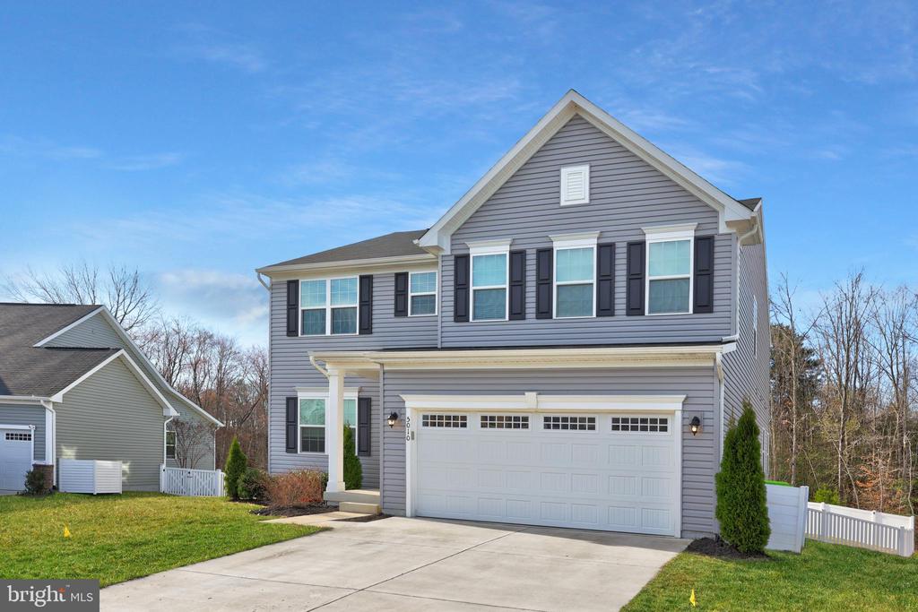 5010 BIRCH LEAF CIR, FREDERICKSBURG, Virginia 22407, 4 Bedrooms Bedrooms, ,4 BathroomsBathrooms,Residential,5010 BIRCH LEAF CIR,VASP2039934 MLS # VASP2039934