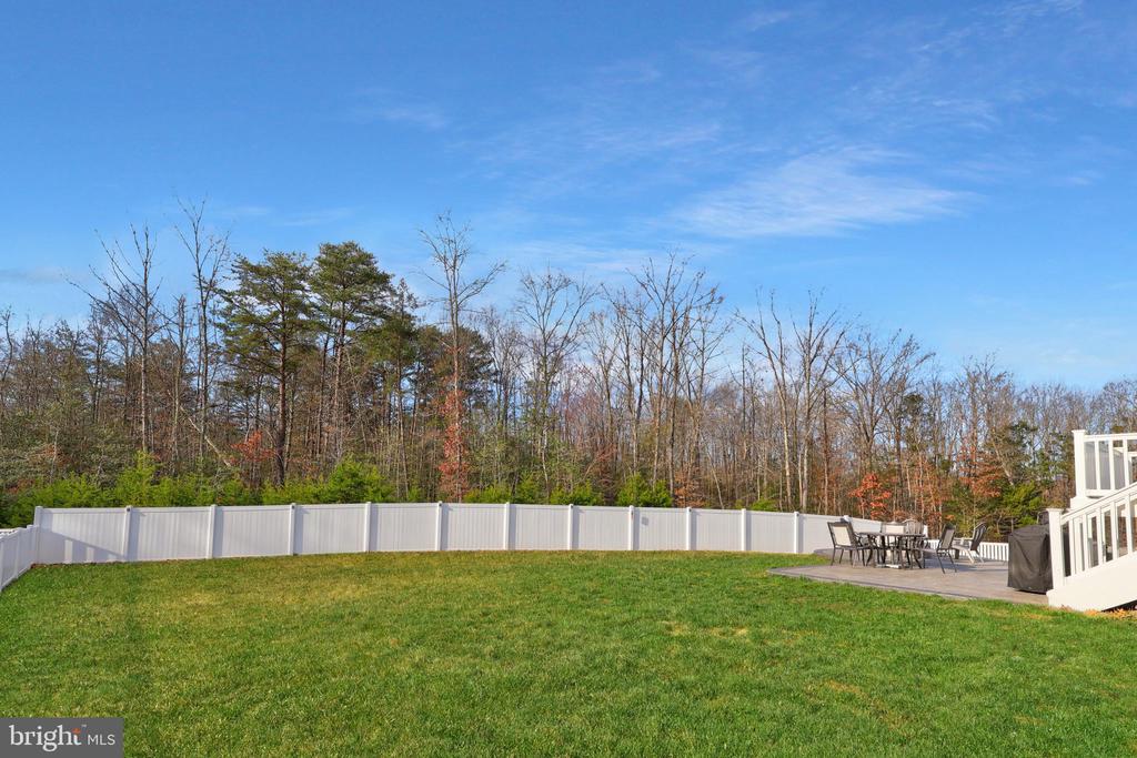 5010 BIRCH LEAF CIR, FREDERICKSBURG, Virginia 22407, 4 Bedrooms Bedrooms, ,4 BathroomsBathrooms,Residential,5010 BIRCH LEAF CIR,VASP2039934 MLS # VASP2039934