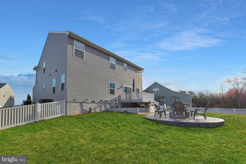 5010 BIRCH LEAF CIR, FREDERICKSBURG, Virginia 22407, 4 Bedrooms Bedrooms, ,4 BathroomsBathrooms,Residential,5010 BIRCH LEAF CIR,VASP2039934 MLS # VASP2039934