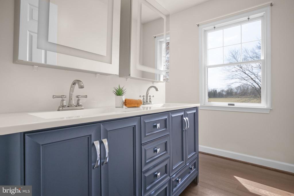 19075 MONTEITH FARM RD, GORDONSVILLE, Virginia 22942, 4 Bedrooms Bedrooms, ,2 BathroomsBathrooms,Residential,19075 MONTEITH FARM RD,VAOR2013612 MLS # VAOR2013612