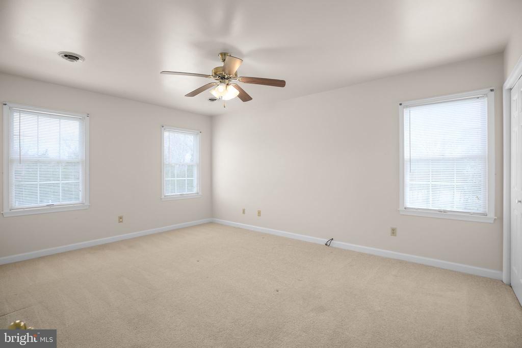 19075 MONTEITH FARM RD, GORDONSVILLE, Virginia 22942, 4 Bedrooms Bedrooms, ,2 BathroomsBathrooms,Residential,19075 MONTEITH FARM RD,VAOR2013612 MLS # VAOR2013612