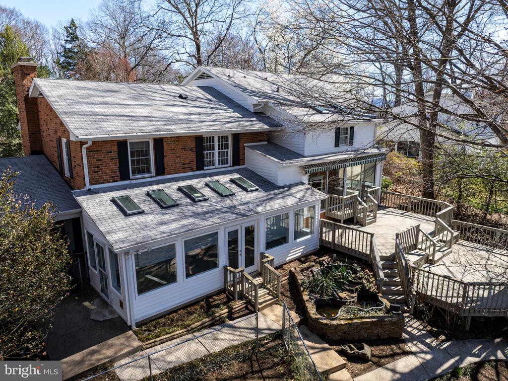 2513 HILLWOOD PL, CHARLOTTESVILLE, Virginia 22901, 4 Bedrooms Bedrooms, ,2 BathroomsBathrooms,Residential,2513 HILLWOOD PL,VACO2000220 MLS # VACO2000220