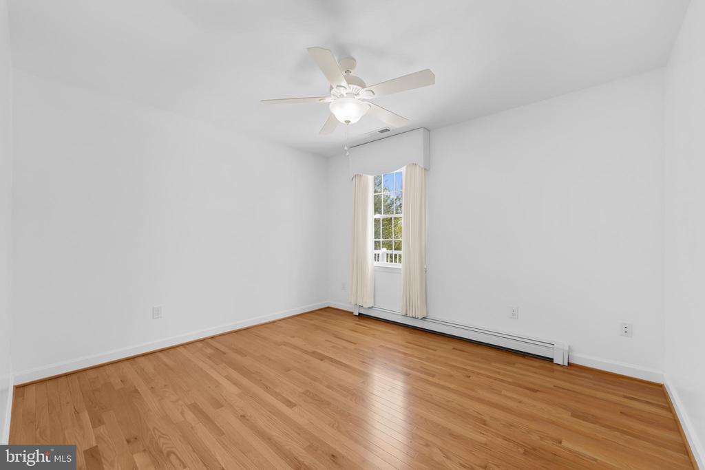 2513 HILLWOOD PL, CHARLOTTESVILLE, Virginia 22901, 4 Bedrooms Bedrooms, ,2 BathroomsBathrooms,Residential,2513 HILLWOOD PL,VACO2000220 MLS # VACO2000220