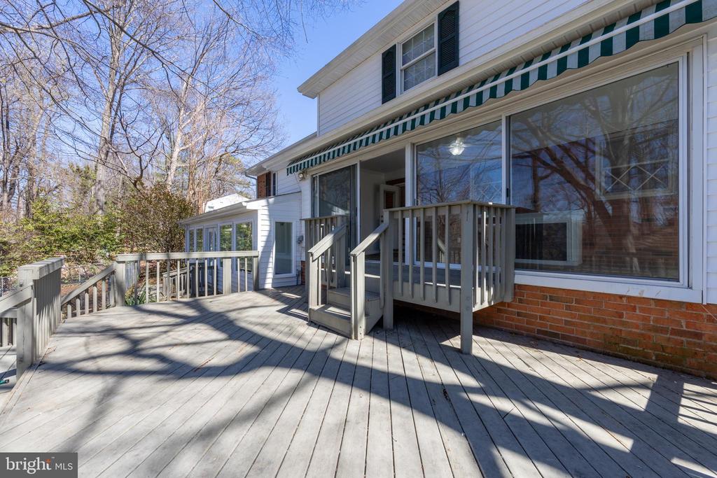 2513 HILLWOOD PL, CHARLOTTESVILLE, Virginia 22901, 4 Bedrooms Bedrooms, ,2 BathroomsBathrooms,Residential,2513 HILLWOOD PL,VACO2000220 MLS # VACO2000220