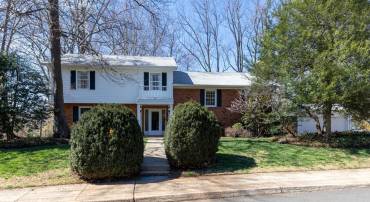 2513 HILLWOOD PL, CHARLOTTESVILLE, Virginia 22901, 4 Bedrooms Bedrooms, ,2 BathroomsBathrooms,Residential,2513 HILLWOOD PL,VACO2000220 MLS # VACO2000220
