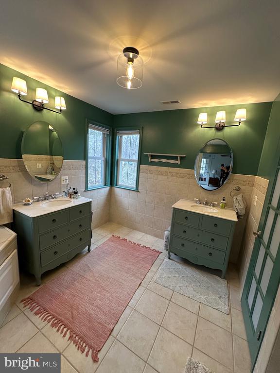 4752 GREENE LOVE LN, MARSHALL, Virginia, 4 Bedrooms Bedrooms, ,3 BathroomsBathrooms,Residential,4752 GREENE LOVE LN,VAFQ2020994 MLS # VAFQ2020994