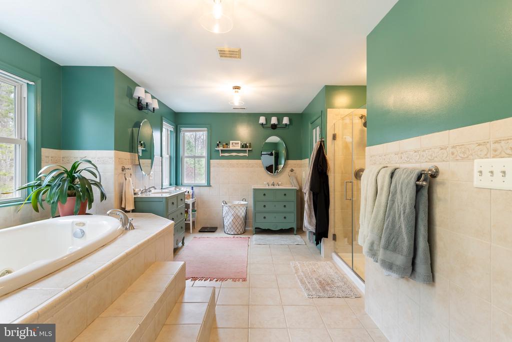 4752 GREENE LOVE LN, MARSHALL, Virginia, 4 Bedrooms Bedrooms, ,3 BathroomsBathrooms,Residential,4752 GREENE LOVE LN,VAFQ2020994 MLS # VAFQ2020994