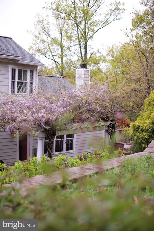 4752 GREENE LOVE LN, MARSHALL, Virginia, 4 Bedrooms Bedrooms, ,3 BathroomsBathrooms,Residential,4752 GREENE LOVE LN,VAFQ2020994 MLS # VAFQ2020994