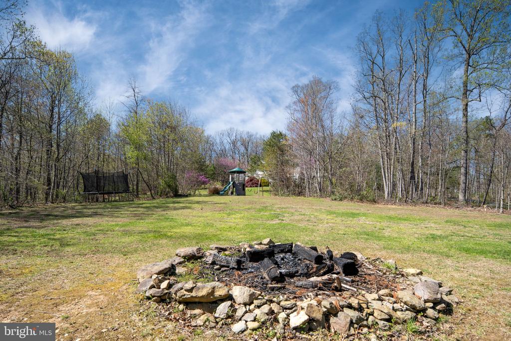 4752 GREENE LOVE LN, MARSHALL, Virginia 20115, 4 Bedrooms Bedrooms, ,3 BathroomsBathrooms,Residential,4752 GREENE LOVE LN,VAFQ2020994 MLS # VAFQ2020994