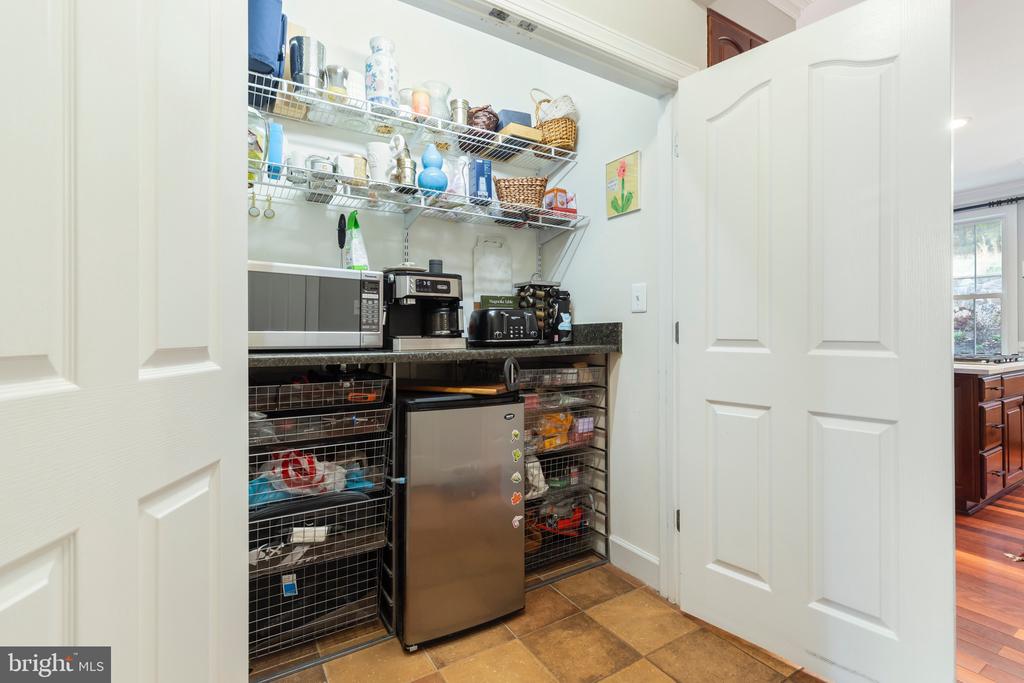 4752 GREENE LOVE LN, MARSHALL, Virginia, 4 Bedrooms Bedrooms, ,3 BathroomsBathrooms,Residential,4752 GREENE LOVE LN,VAFQ2020994 MLS # VAFQ2020994